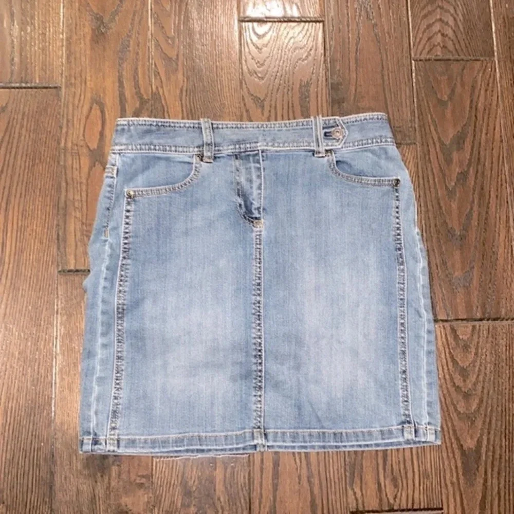 Ann Taylor jean skirt